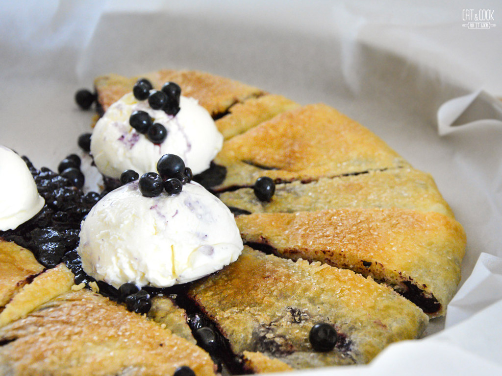 Borůvková galetka se sýrem mascarpone