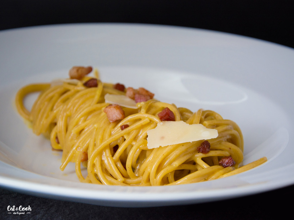 Celozrnné spaghetti carbonara z M&S potravin