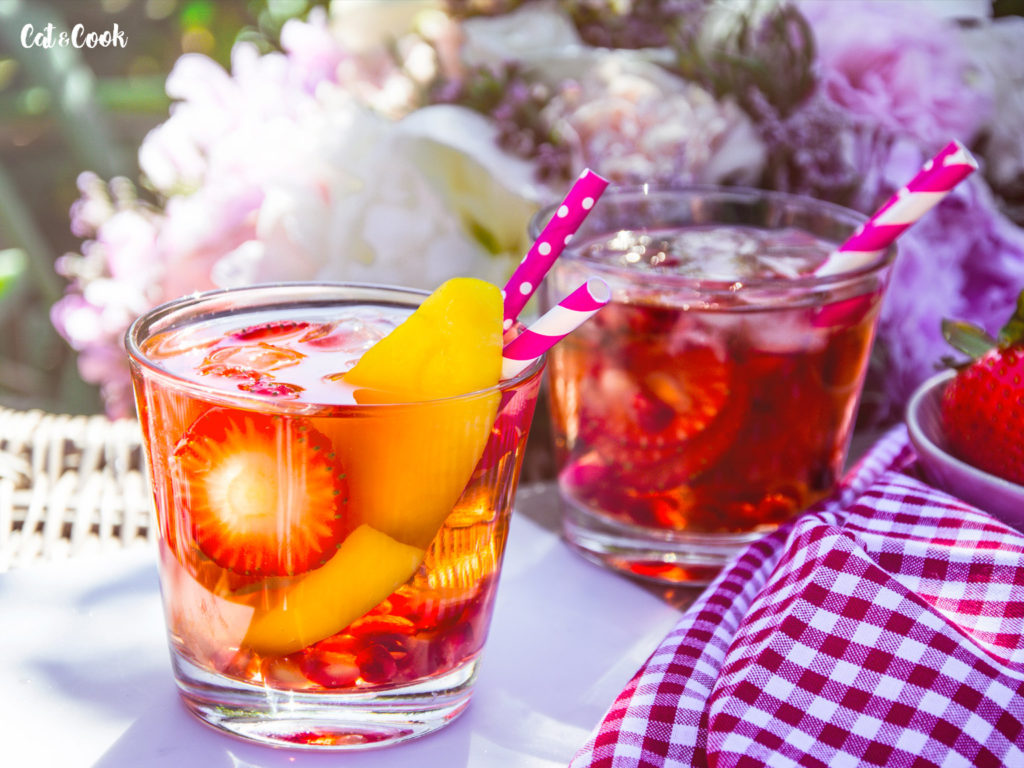 Sangria rosé z M&S potravin