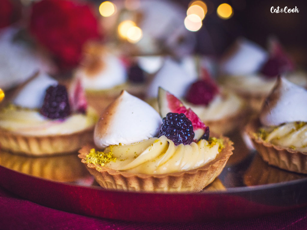 Košíčky s vanilkovým krémem a ovocem z M&S potravin